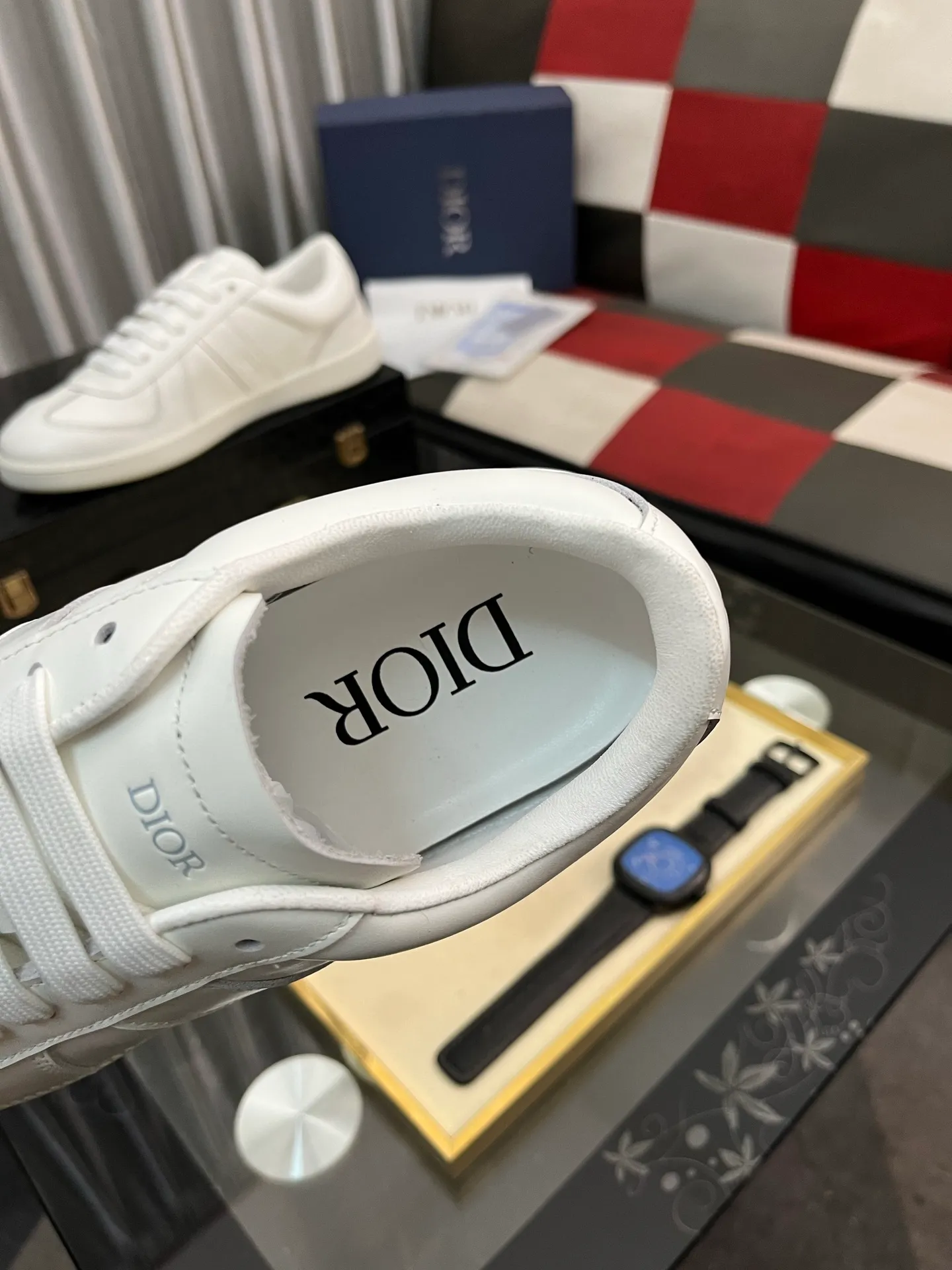 Men's shoes 💰400⌚️⌚️[Dior] Dior's new casual men's shoes are launched in Hong Kong counters. Official website 1:1 production. Original Italian materials. Designed by European and American masters. Perfect shape to create counter quality. Solid color rubber wear-resistant outsole and classic dazzling head! Super versatile and very comfortable. High-end without losing taste, fashionable and novel! ! Absolute focus! Code number: 38-444️⃣Colors available